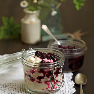 Recipe: rose-geranium-stewed blueberries with creamed rice pudding